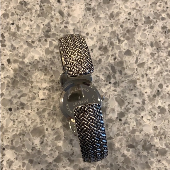 🤍Silver watch - Picture 2 of 3